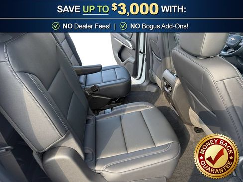 Used 2026 Chevrolet Traverse LT w/ Driver Confidence Package FWD image 23