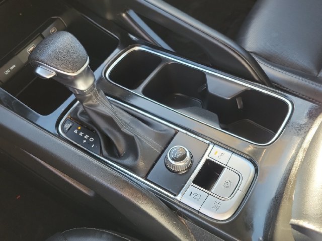Used 2023 Kia Telluride LX FWD image 16