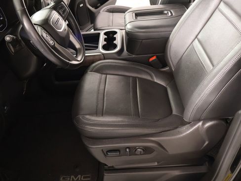 Used 2022 GMC Sierra 1500 Denali w/ Denali Premium Package image 11