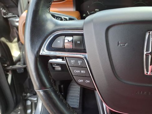 Certified 2021 Lincoln Nautilus Reserve AWD/4WD image 18