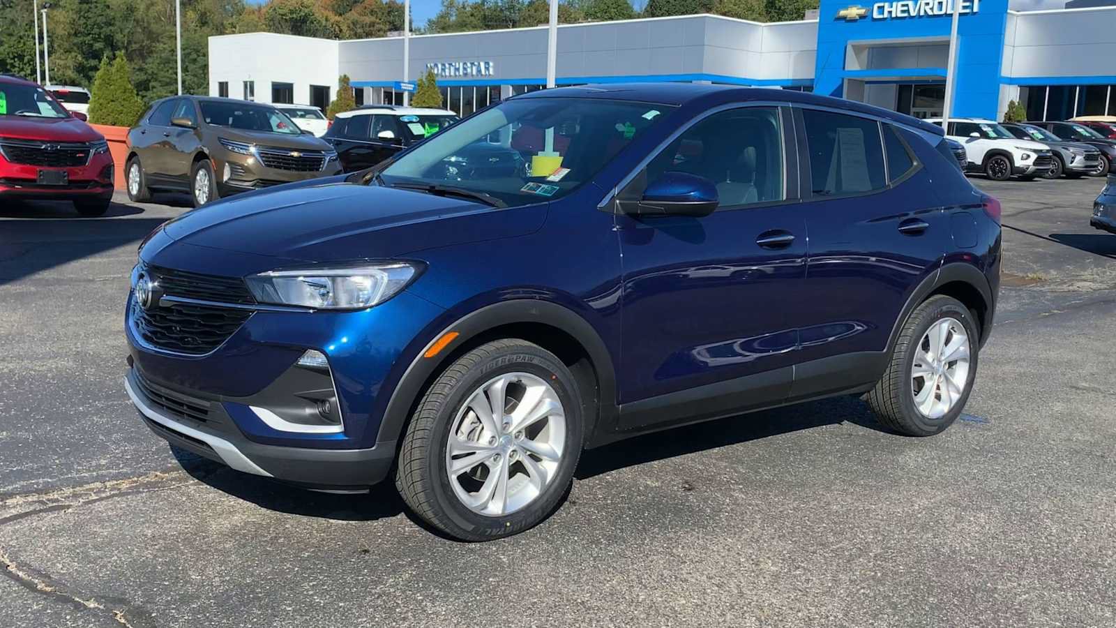 Certified 2023 Buick Encore GX Preferred w/ Cold Weather Comfort Package FWD image 4