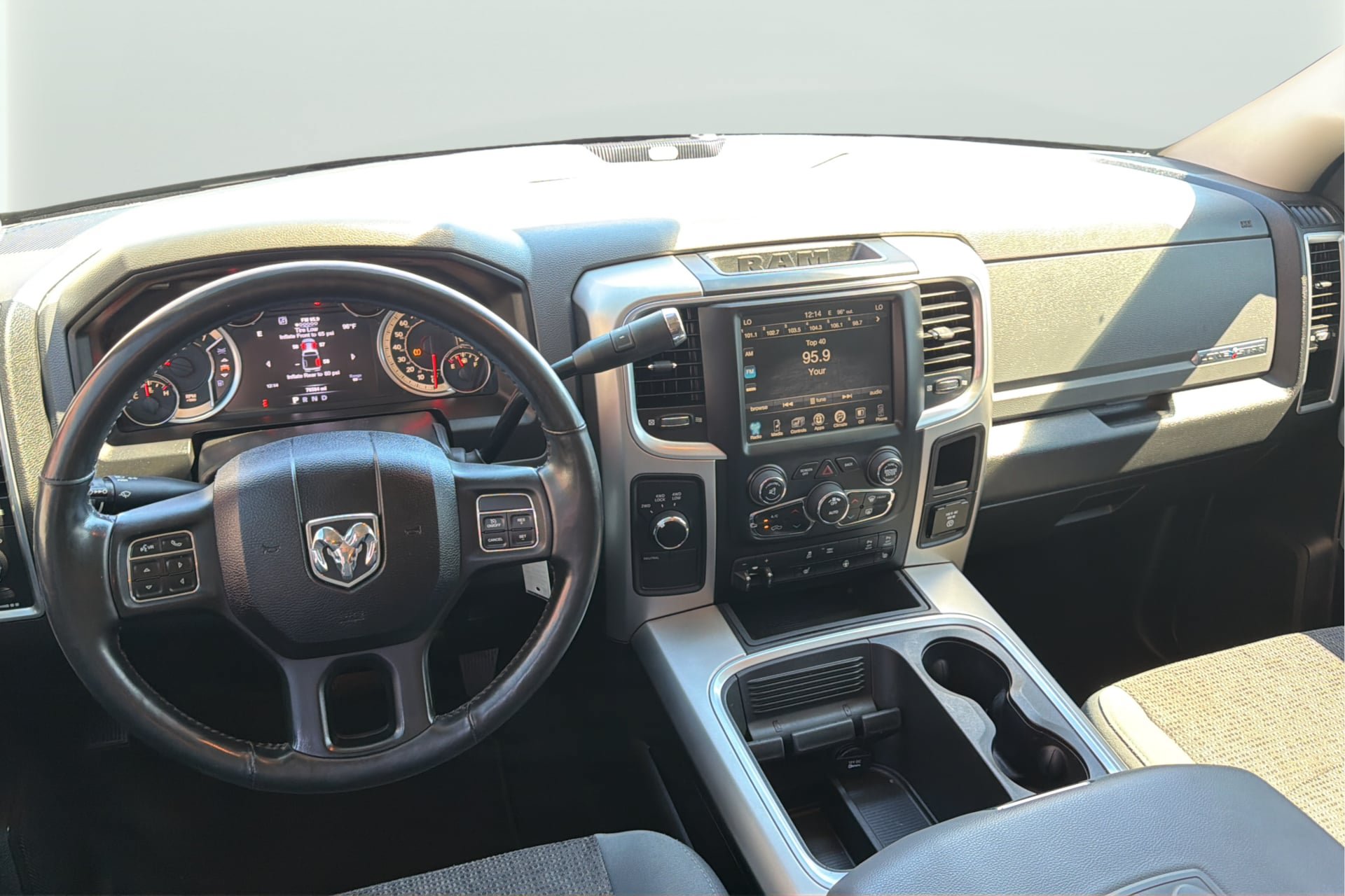Used 2017 RAM 2500 Lone Star AWD/4WD image 14