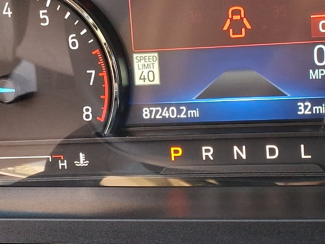 Used 2022 Ford Explorer XLT w/ Equipment Group 202A AWD/4WD image 23