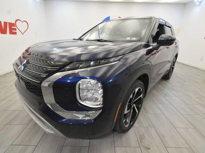 Used 2023 Mitsubishi Outlander SE