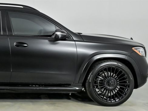 Used 2024 Mercedes-Benz Maybach GLS 600 4MATIC image 14