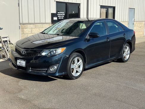 Used 2012 Toyota Camry SE w/ Convenience Pkg FWD image 7
