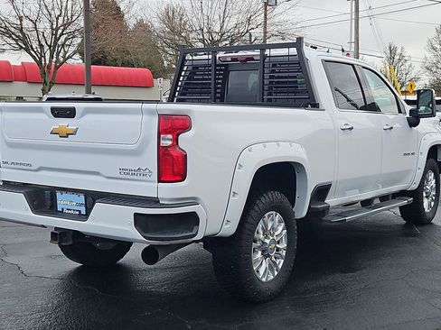 Used 2022 Chevrolet Silverado 3500 High Country w/ Z71 Off-Road Package image 6