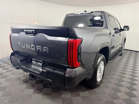 Used 2022 Toyota Tundra SR5 w/ SR5 Premium Package RWD image 8