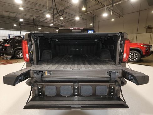Used 2019 GMC Sierra 1500 AT4 w/ AT4 Premium Package image 27
