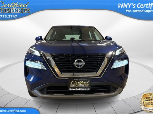 Used 2023 Nissan Rogue SV AWD/4WD image 2