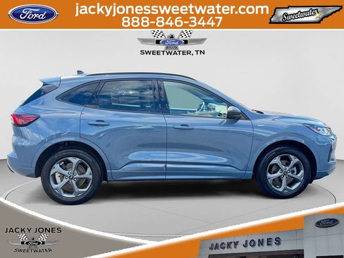 Used 2024 Ford Escape ST-Line w/ Tech Pack #1 AWD/4WD image 6