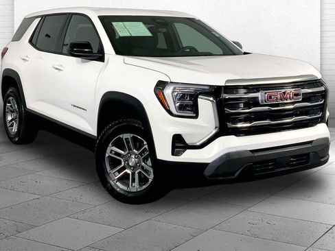 Used 2026 GMC Terrain Elevation FWD image 1