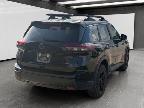 Used 2025 Nissan Rogue SV AWD/4WD image 5
