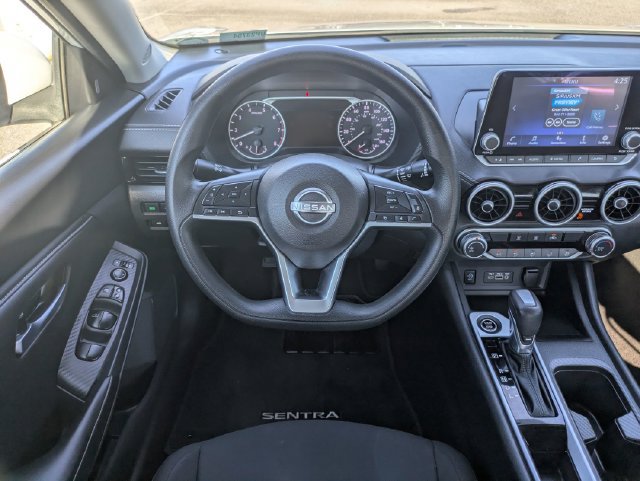Used 2024 Nissan Sentra SV FWD image 30