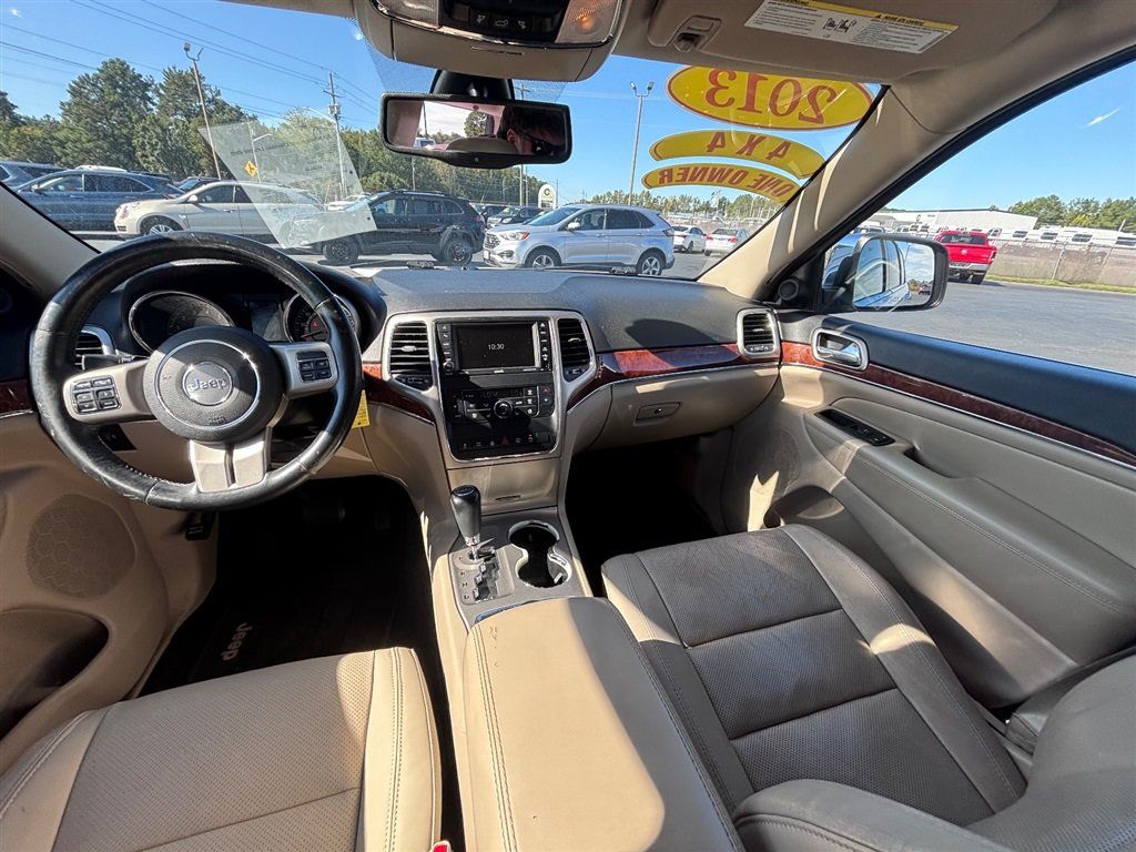 Used 2013 Jeep Grand Cherokee Limited w/ Luxury Group II AWD/4WD image 15