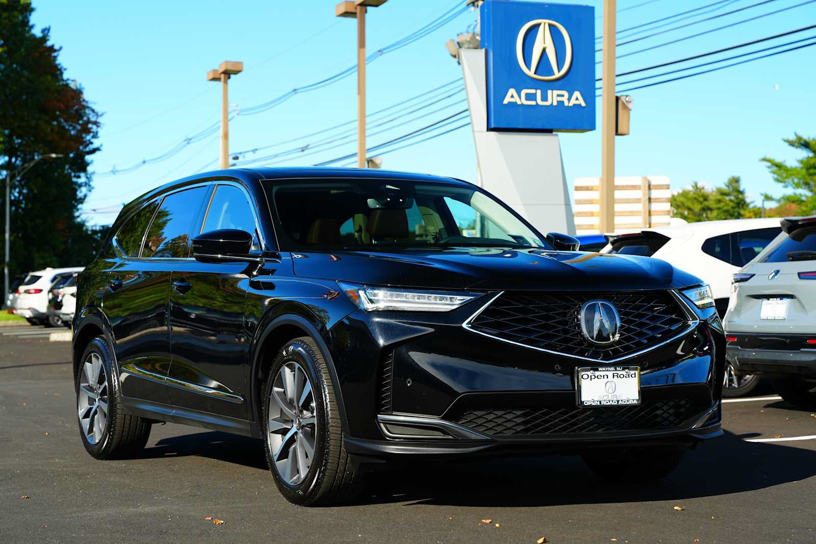 Certified 2026 Acura MDX w/ Technology Package AWD/4WD image 1