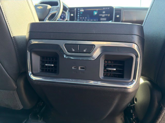 Used 2025 Chevrolet Silverado 1500 High Country w/ High Country Premium Package AWD/4WD image 20