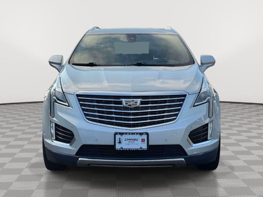 Used 2019 Cadillac XT5 Platinum AWD/4WD image 2