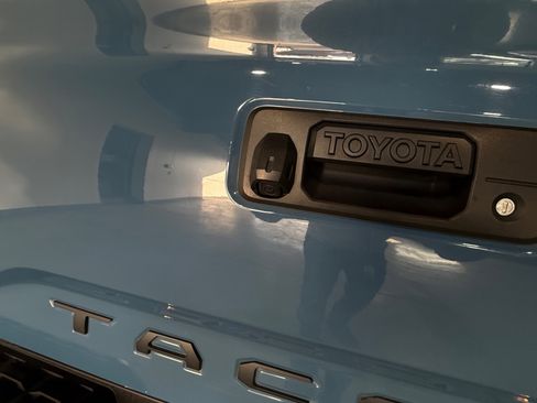 Used 2019 Toyota Tacoma SR5 image 19