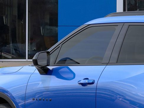New 2026 Chevrolet Blazer LT w/ Midnight/Sport Edition image 12