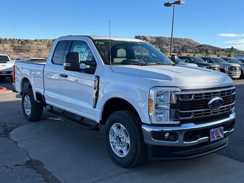 New 2026 Ford F250 XLT w/ FX4 Off-Road Package image 7