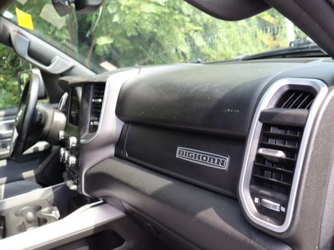 Used 2021 RAM 1500 Big Horn RWD image 36