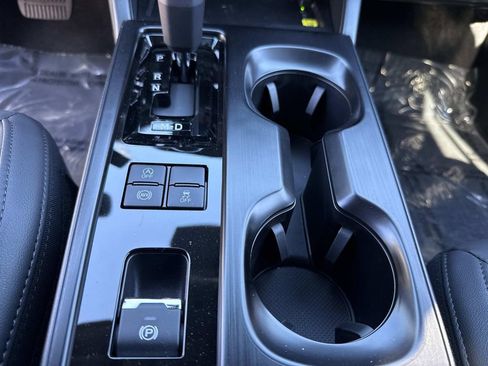 New 2026 Subaru Outback Premium AWD/4WD image 31