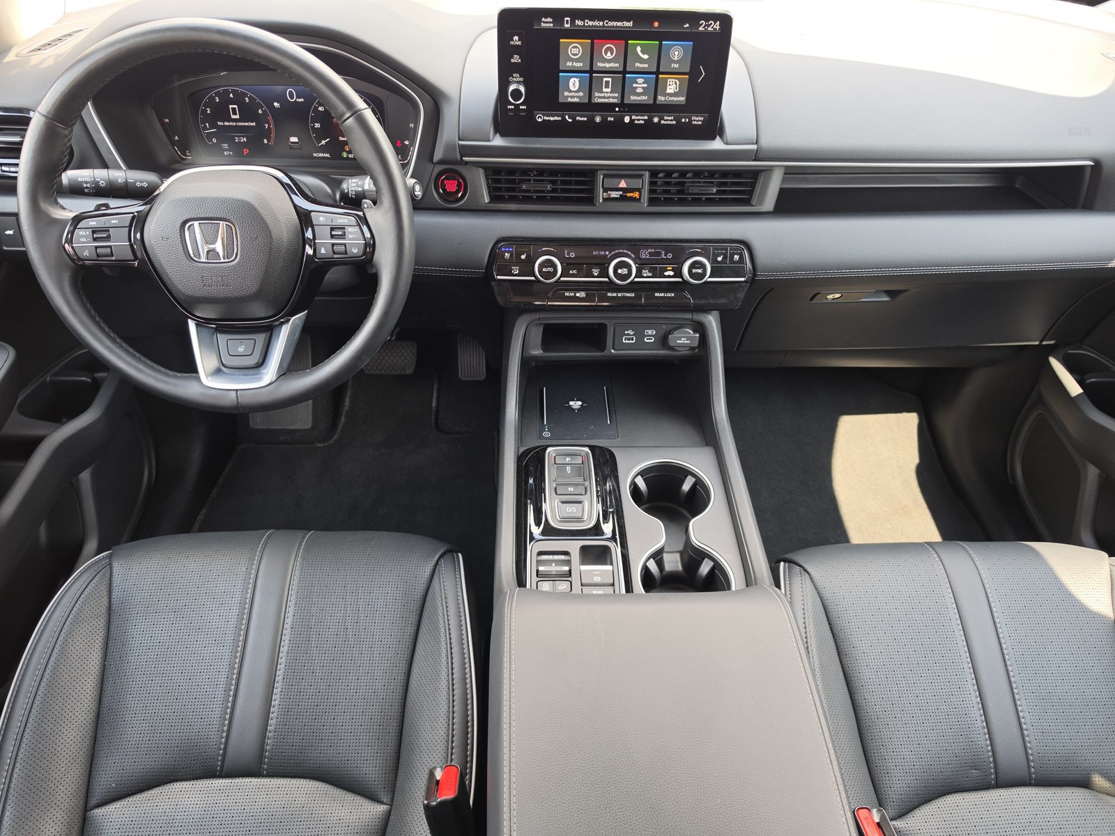 Used 2025 Honda Pilot Elite image 11