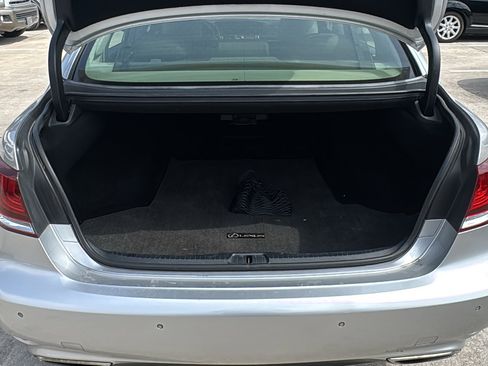 Used 2013 Lexus LS 460 L w/ Preferred Accessory Package image 24