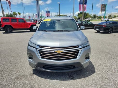 Used 2023 Chevrolet Traverse High Country image 2