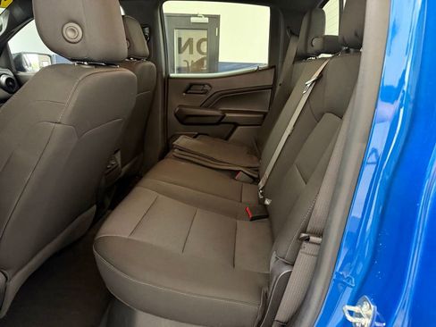 Used 2023 Chevrolet Colorado Trail Boss w/ Technology Package AWD/4WD image 27