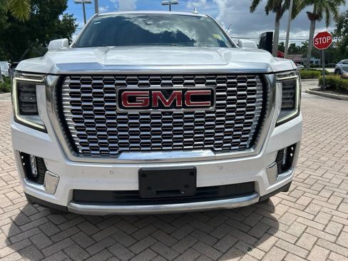 Used 2023 GMC Yukon Denali AWD/4WD image 8