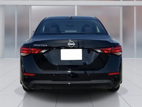 New 2025 Nissan Sentra SV image 3
