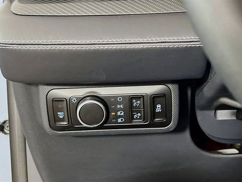 New 2025 Ford Mustang Mach-E Premium image 20