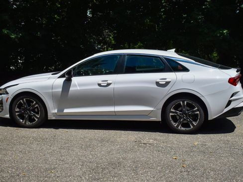 Used 2024 Kia K5 GT-Line w/ GT-Line Premium Package FWD image 4