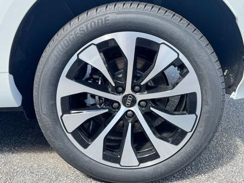 New 2026 Audi Q3 quattro 2.0T AWD/4WD image 34