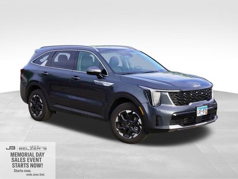 Certified 2024 Kia Sorento S w/ Panoramic Sunroof Package AWD/4WD image 1