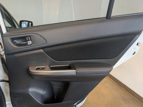 Used 2016 Subaru Crosstrek 2.0i Premium w/ Popular Package #2 image 26