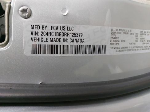 Used 2024 Chrysler Pacifica Touring-L FWD image 34