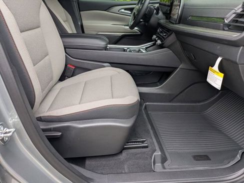 New 2026 Chevrolet Traverse LT FWD image 36