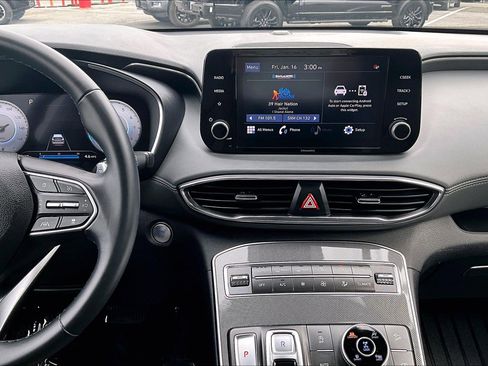 Used 2022 Hyundai Santa Fe SEL w/ Convenience Package image 6