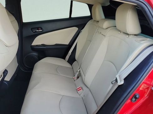 Used 2022 Toyota Prius Limited FWD image 10