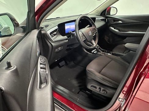 Used 2024 Buick Encore GX Preferred w/ Comfort Package AWD/4WD image 18
