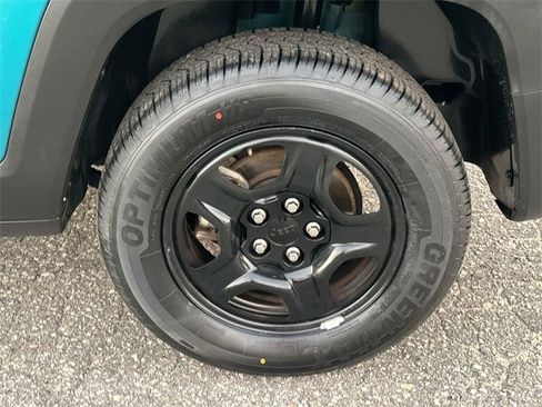 Used 2022 Jeep Renegade Sport image 14