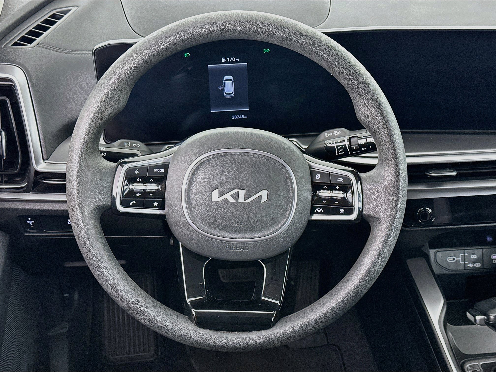 Used 2025 Kia Sorento LX FWD image 18