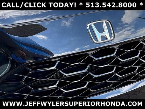 Used 2025 Honda HR-V EX-L image 31