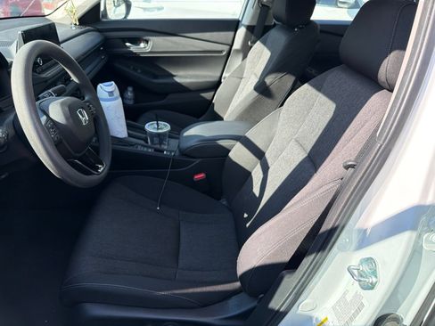 Used 2023 Honda Accord EX image 8