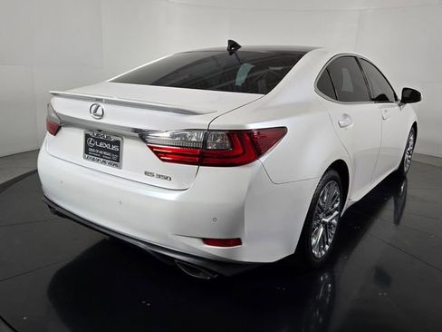 Used 2018 Lexus ES 350 w/ Luxury Package w/Wood Trim image 6