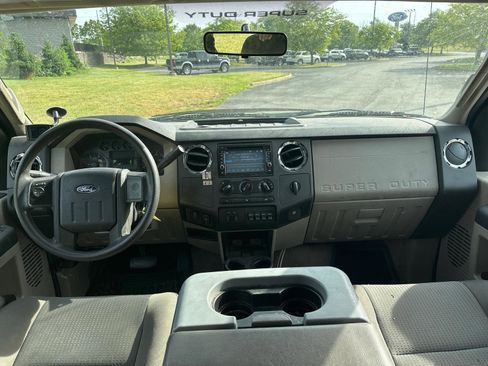 Used 2010 Ford F350 XLT RWD image 2