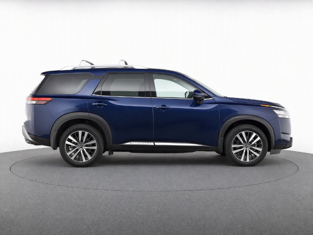 Certified 2024 Nissan Pathfinder Platinum FWD image 8